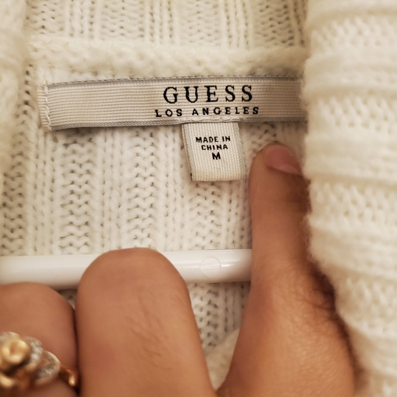 Guess turtleneck cable knit bell sleeve sweater - Picture 5 of 6
